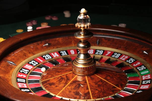 Texas Hold'em Bonus table interface on idealsport88 login showing hole cards and community cards